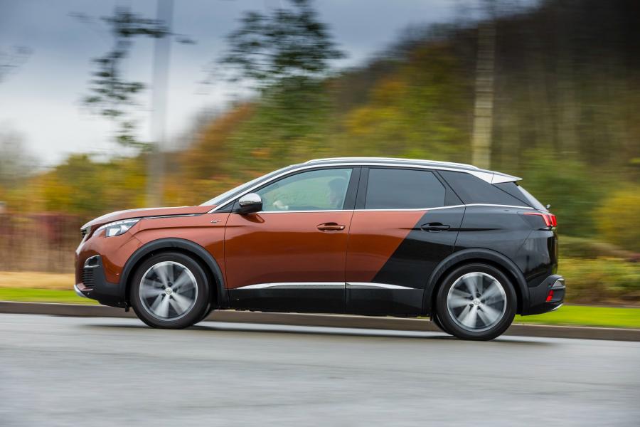  Peugeot 3008 GT 2016 года  (UK) (фото 3 из 5)